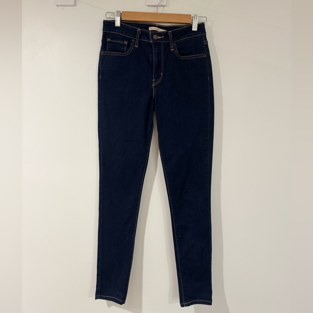 Levi’s 721 High Rise Skinny Jeans